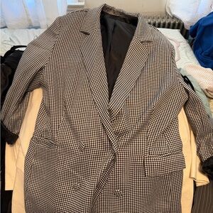 PrettyLittleThing Monochrome Houndstooth Blazer